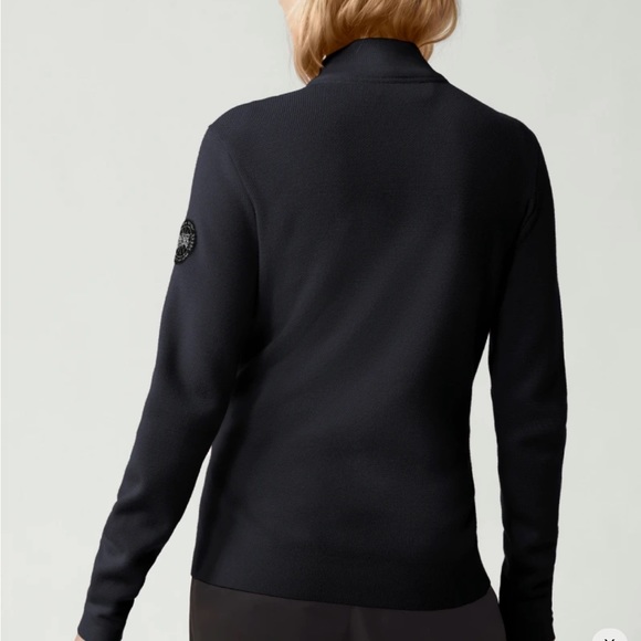 Canada Goose Windbridge Jacket in White - Picture 7 of 10